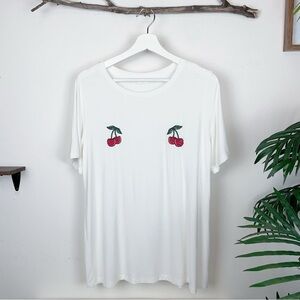 🆕Honey Punch White Cherry 🍒 Embroidered Tshirt